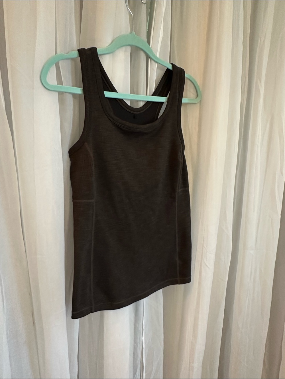 Prana Women’s  Charcoal Gray Tank Top - scoop neck. Razors back w/Bra no pads - Picture 3 of 7